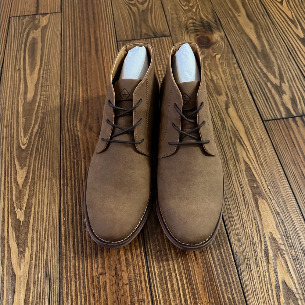 Hawker Rye Men's Chukka Boots Brown Leather Size 13 NWOT
